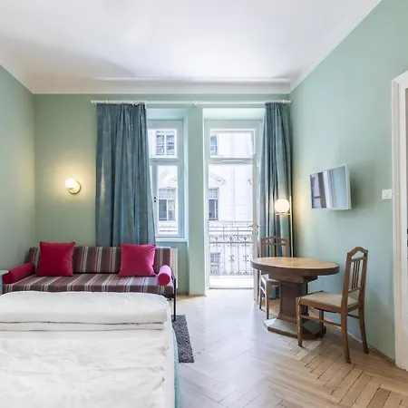 Cooper L Laurenz * Bolzano